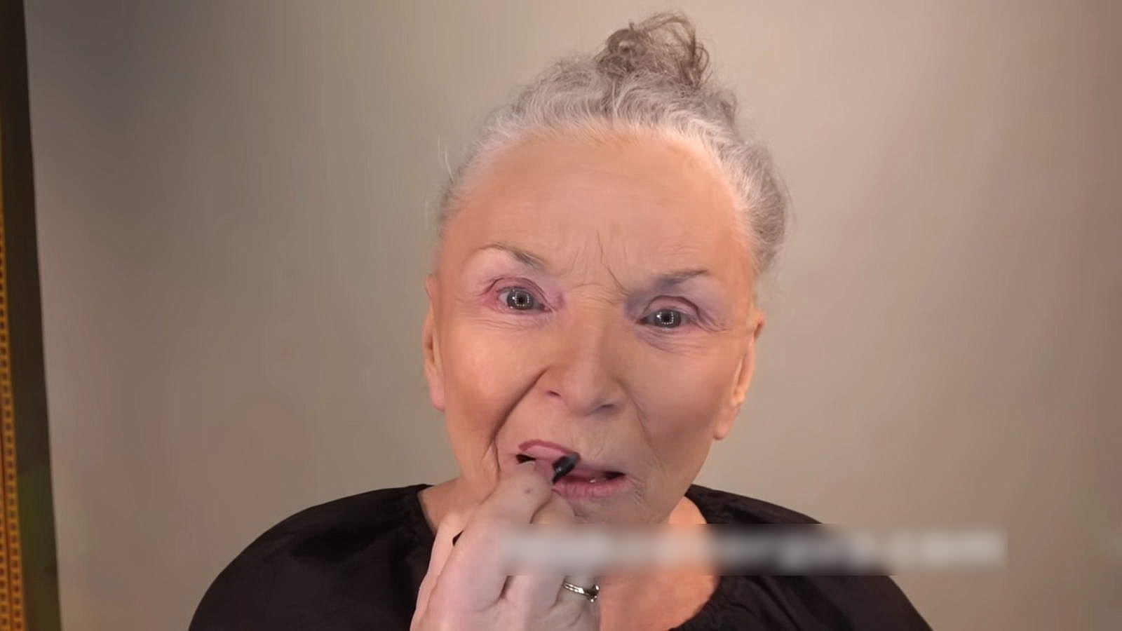 80 летняя бабка. 80 Летняя бабушка. 80 Летняя модель