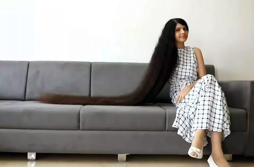  «Больше не Рапунцель»: Как преобразилась девушка после стрижки, чьи волосы достигли двух метров