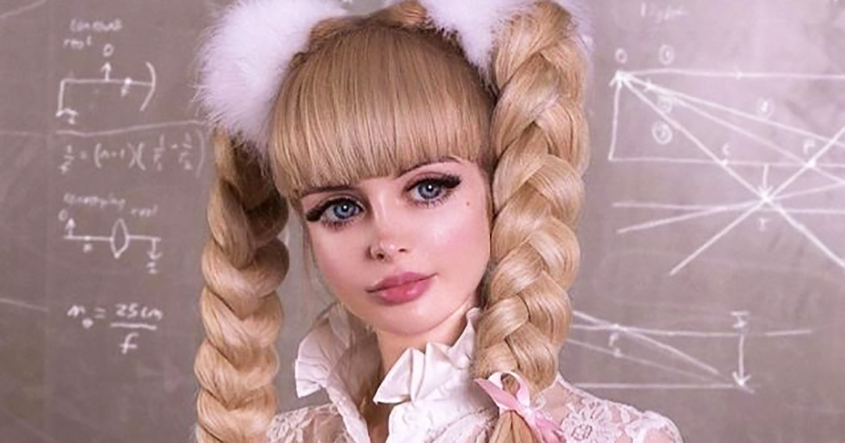 Russian barbie. Анжелика Кенова 2022. Анжелика Кенова Angelica Kenova. Анжелика Кенова косички. Анжелика Кенова и Моргенштерн.