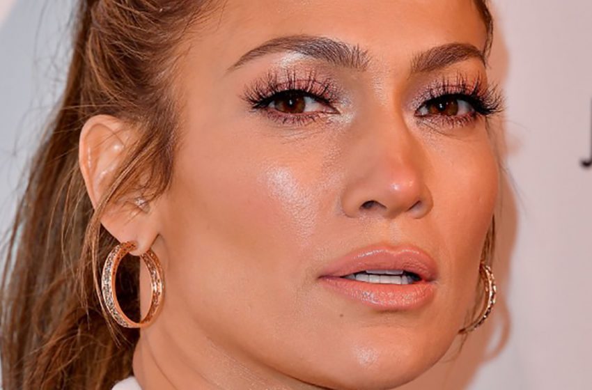  «Izgledam bolje nego s 20 godina!»: Jennifer Lopez se pohvalila figurom u donjem rublju povodom svog rođendana